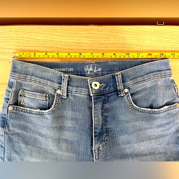 Style & Co Straight Leg jeans Size 4. - Picture 5 of 10